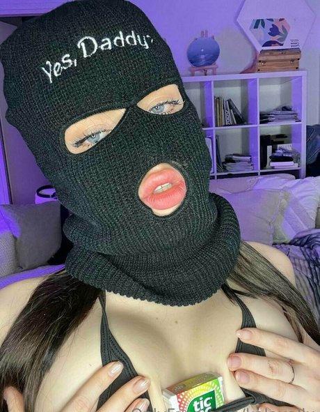 kalavallu estrella porno en alta definición foto