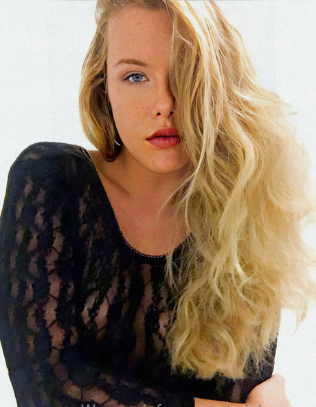 adelaroseefree sexe de star du porno img