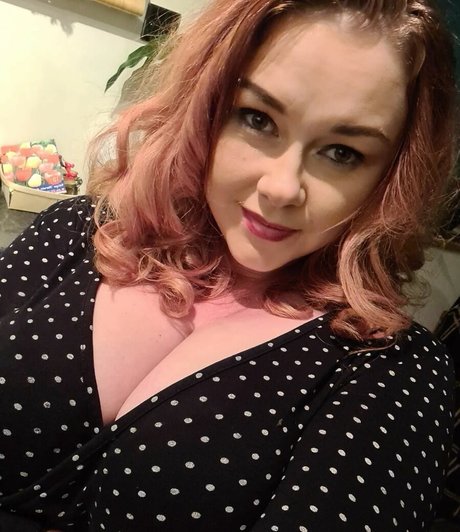 Ivy Wild pornstar adult pic