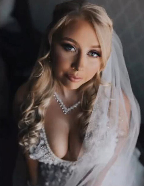 petite slut onlyfans porn photos