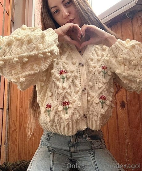 alexagol hot pornstar img