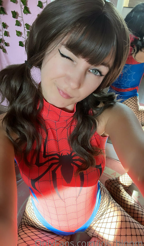 Iris Bloom pornstar archive