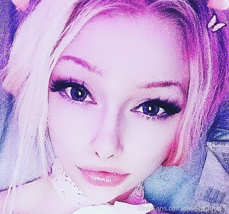 qweenaudrey hot pornstar photos