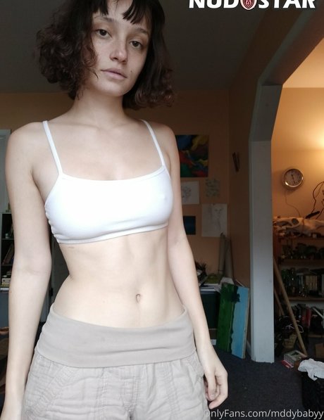 Madelyn sk buena estrella porno foto