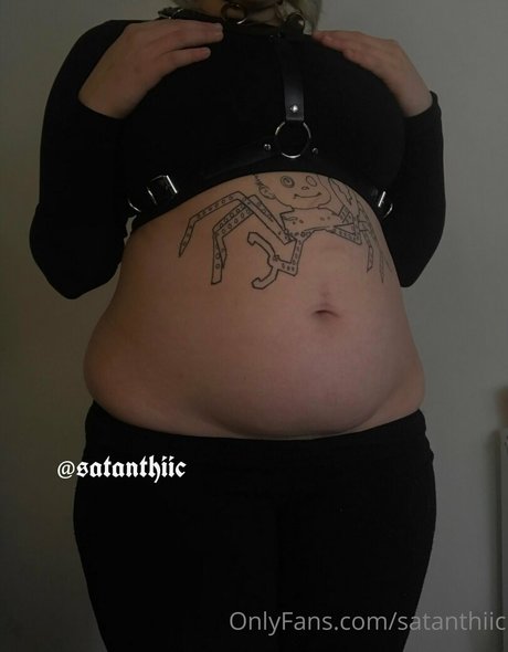 satanthiic sex model archive
