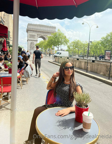 gabbydealmeida actriz fotos