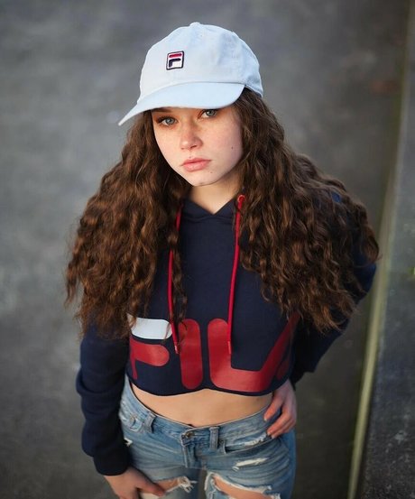 Lily Ana Alexander sexe star du porno galerie