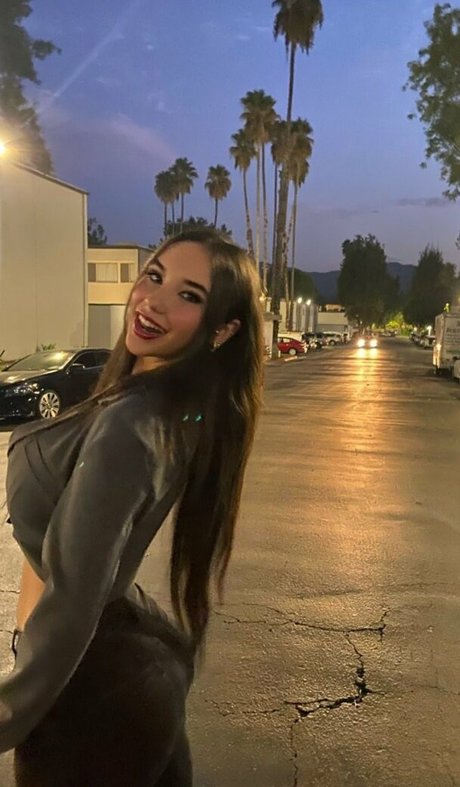 X a n t h e xxx étoile des photos