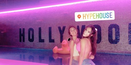 X a n t h e best model galleries