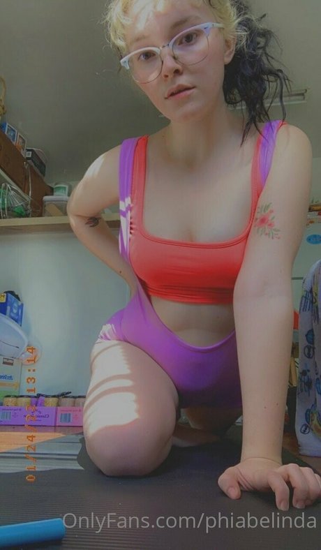 phiabelinda hermosa actriz foto