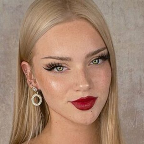 sheyliee star sexy photos