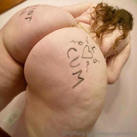 realangelwitch étoile de l'art collection