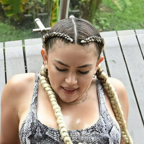 Ava Leon model best pic