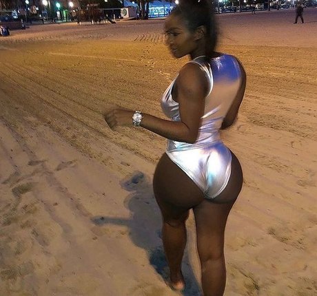 LXRYCC xxx pornstar pic