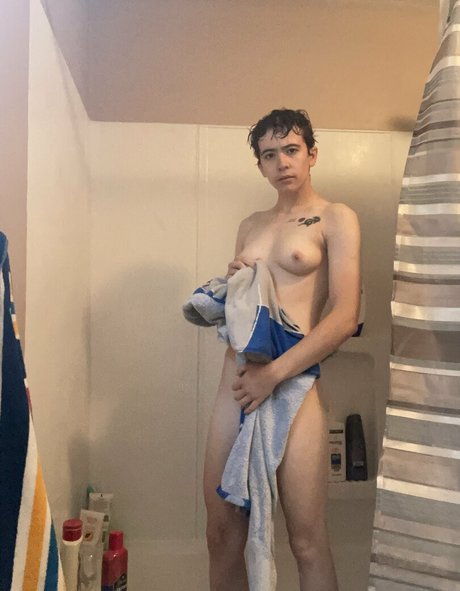 cloudybrains arte estrella porno foto