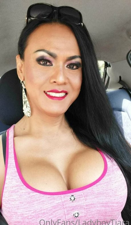 ladyboytiara arte estelar archivo