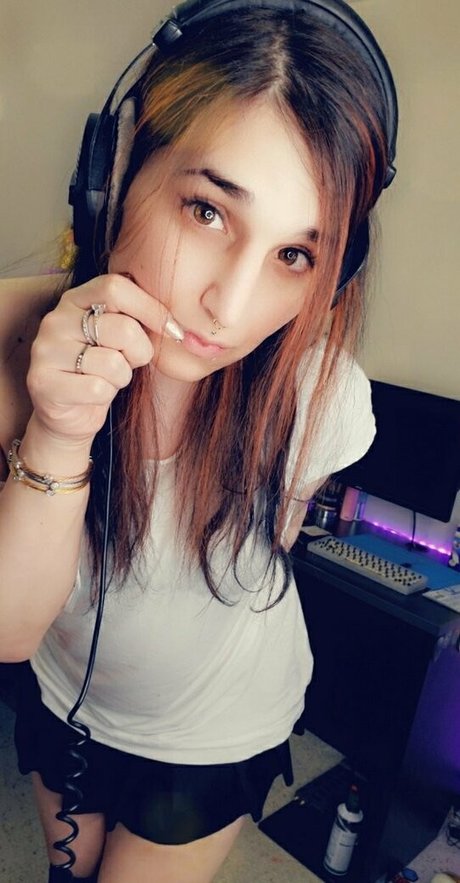 emilyroseiv Miniatura