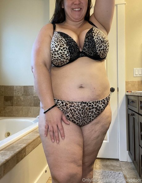 kinky nextdoor actrice porno galeries