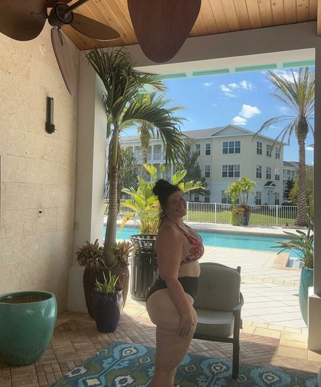Crystal McBootay xxx pornstar galleries