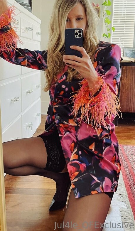 Jul4Le actriz exclusiva galería