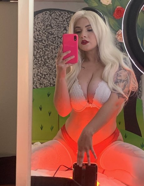 autumn zoldyck naked pornstar galleries