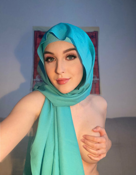 fareeha bakir free nudes actress img