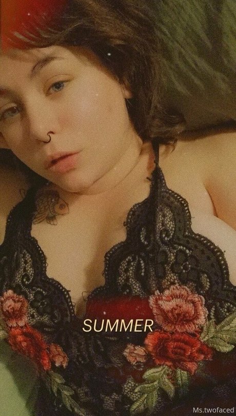 mrandmrstwofaced modèle hd image