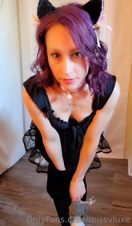 ava luxe pornstar art pic
