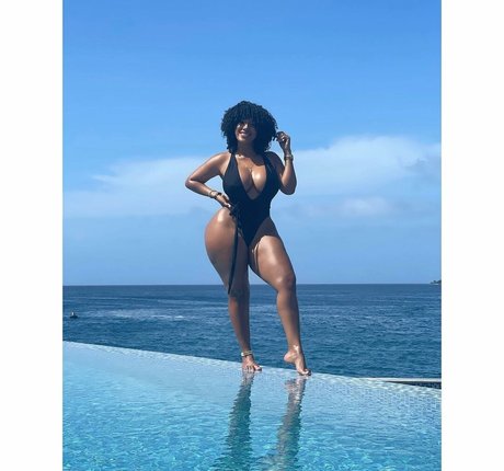 Sophie Likosky actriz perfecta imágenes