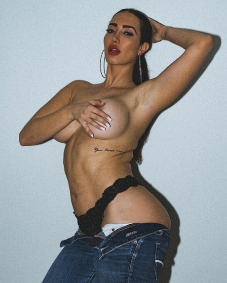 vanessaluis 91 Miniatura