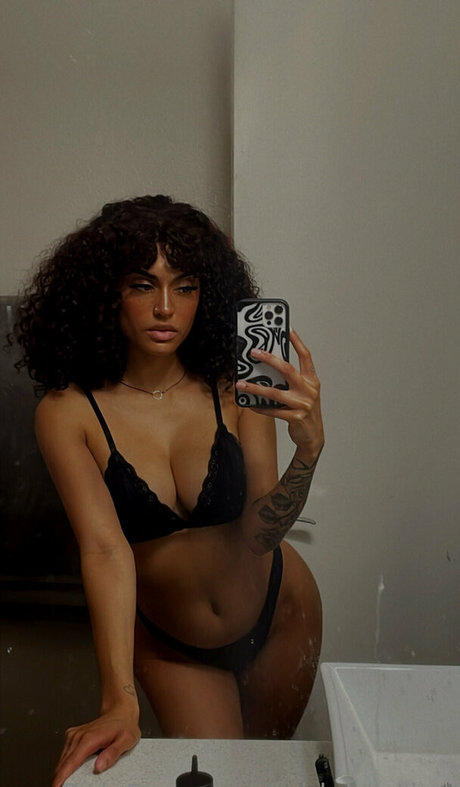 jaidah quinn model pretty pic