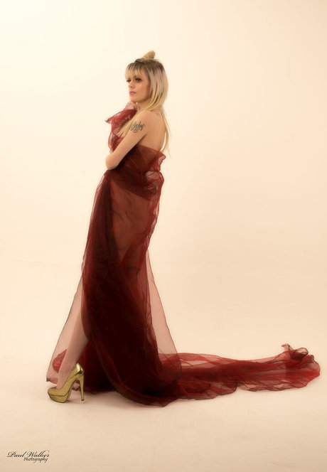 Beth Randell estrella del arte imagen