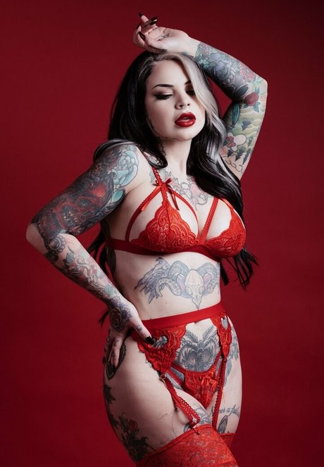 monicazamoraofficial modèle hd photos