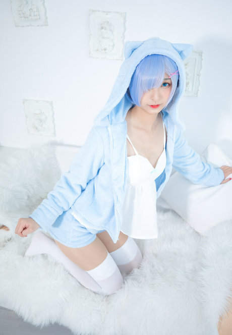 Mafuyu MkVII model sexy pictures