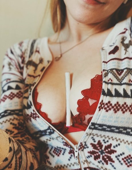 Mr Mrs Rave Baes nus étoiles image