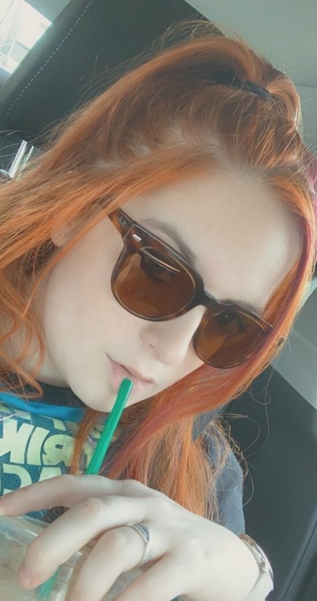 lucigonewild best star pic