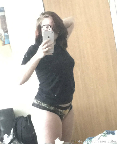 lucigonewild actriz adulta fotos