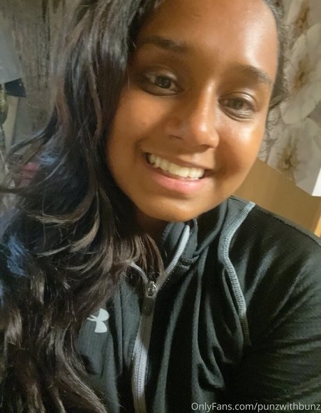 punzwithbunz actrice artistique photos