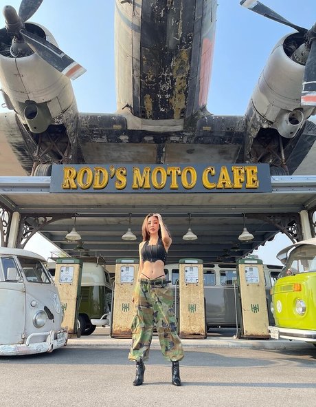 chaly xx mannequin images