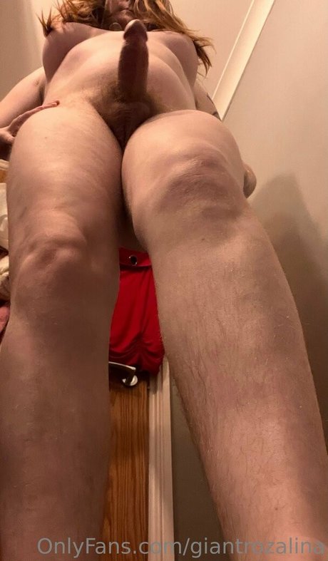 giantrozalina actriz desnuda imagen