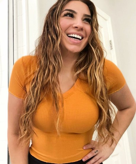 trinityyynicoleee model naked images