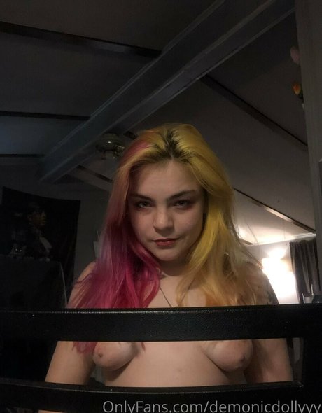 Demonicdollyyy estrella porno del sexo imágenes