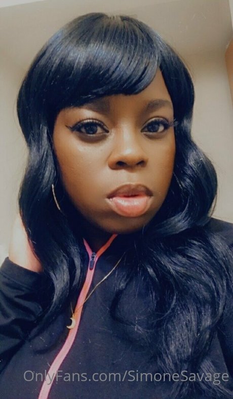 simonesavage desnudos estrella porno imágenes