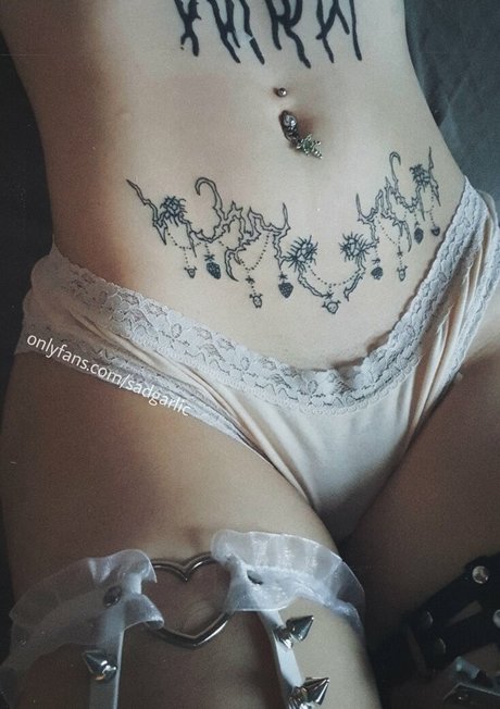 sadgarlic actrice hd img