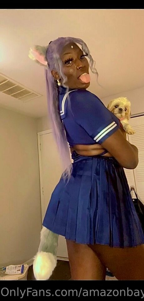 amazonbaycardi actrice exclusive photo