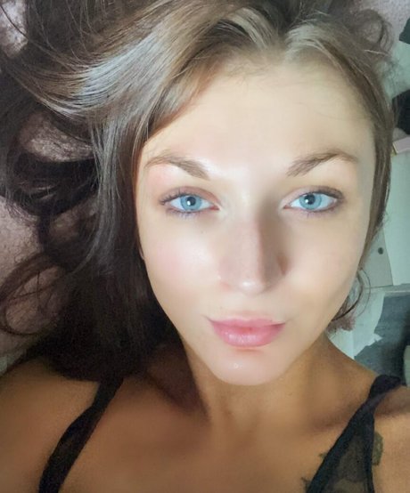 Saffronleigh estrella porno sexy fotos