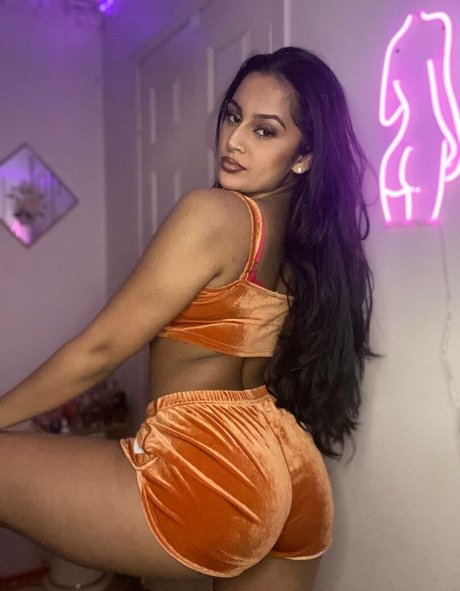 Sofia Rai nice model galleries
