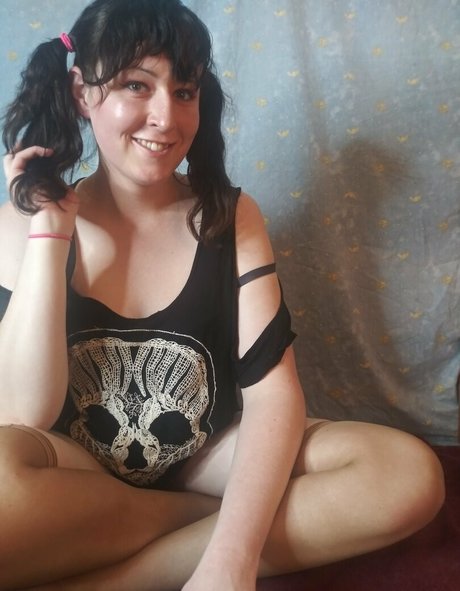 anniebrokely estrella porno desnuda imágenes