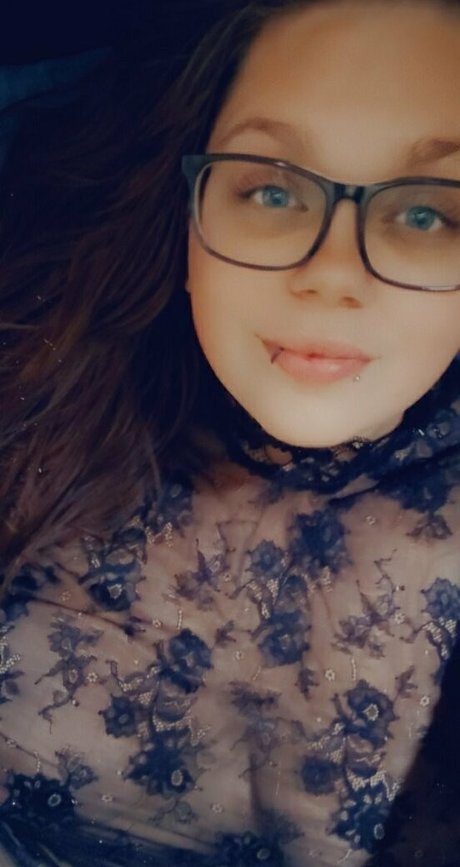 ariajinxfree modelo sexy foto