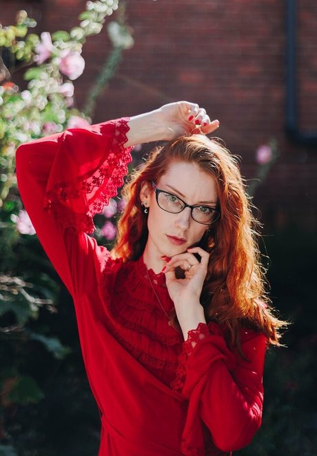 Miss Chloe ASMR modèle xxx images